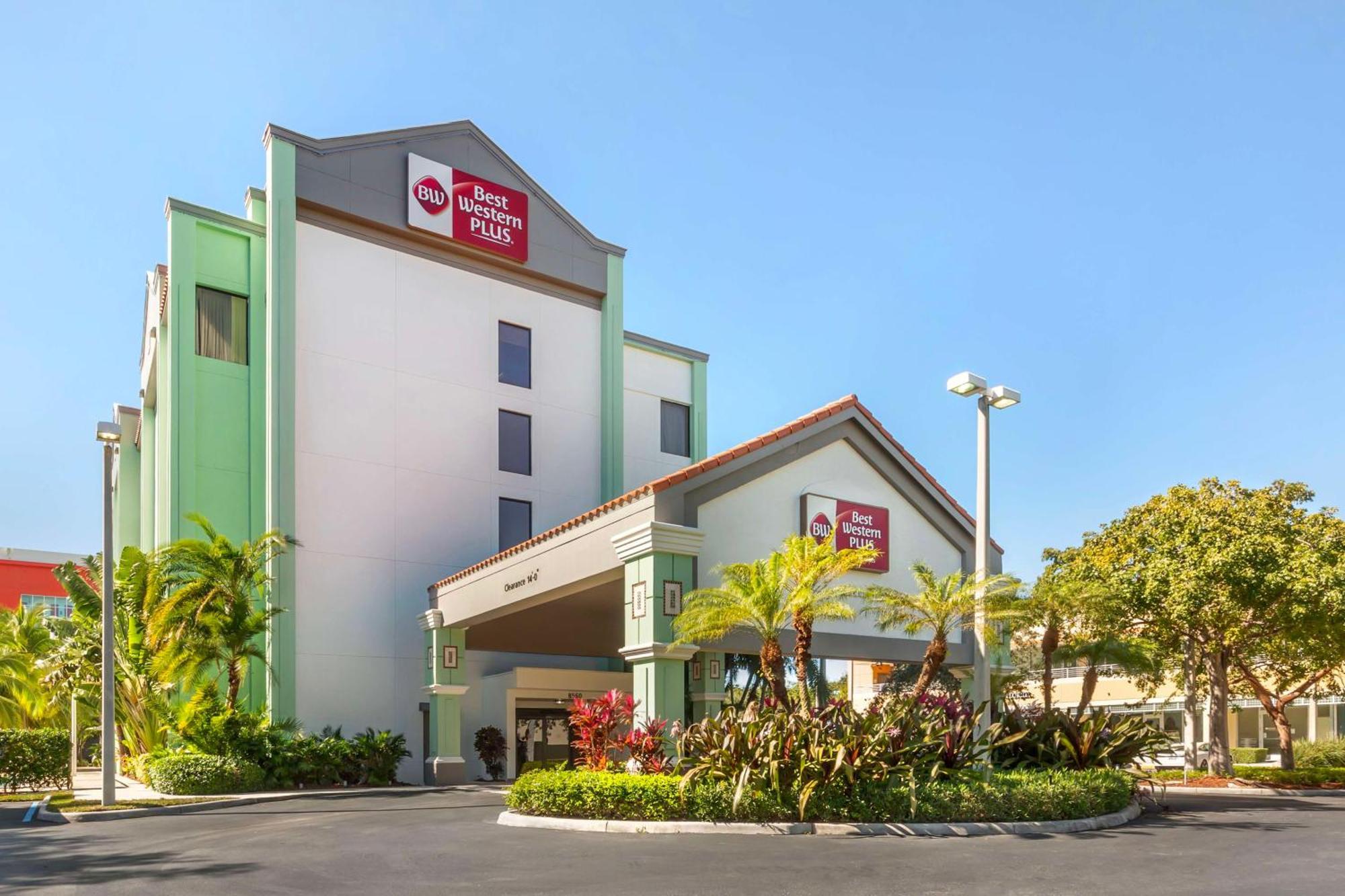 Best Western Plus Kendall Hotel & Suites Exterior photo